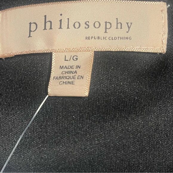 Philosophy Vibrant floral print blooms blouse. Size: Large Color: Black/Pink - Picture 11 of 14